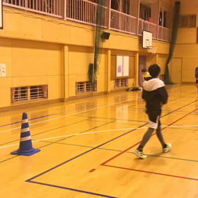 川越小 走り幅跳び練習(体育館)②の画像