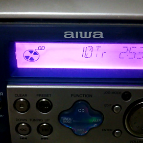 敏いとうとハッピー&ブルー「♪夜の銀狐」の画像