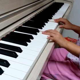 ヤマハ幼児科（17）ミニ発表会で緊張、日々の練習の大切さを学んだ娘の画像