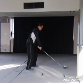 ティーショット１番、パッティングは……の画像