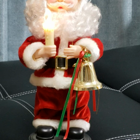 ダンスを忘れたサンタクロースの画像