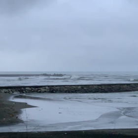 5月27日千葉北、東浪見の朝の波の画像