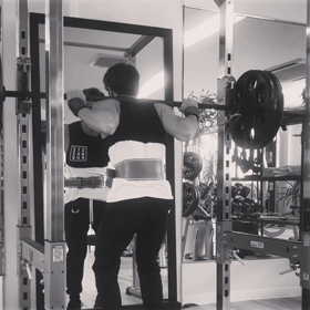 スクワットの画像