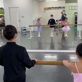 賑やかになってきたプレバレエさん。の画像