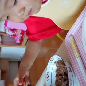 鹿肉パクパク、お酢ゴクゴクの画像