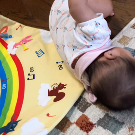 初、寝返りの日、生命保険の内容を忘れる。デール遊び発見！の画像