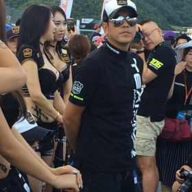 グリッドウォーク^ ^の画像