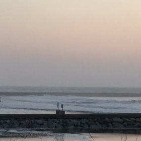 7月27日千葉北、東浪見の朝の波の画像