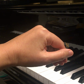 手首の脱力と動き、掌の重みの画像