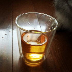 アイスティーの間違った飲み方。の画像