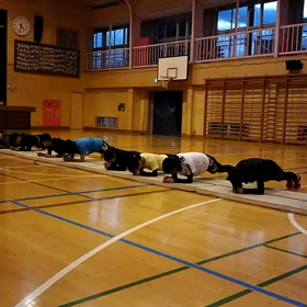 川越小練習 体幹トレーニング①の画像