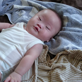 142日目 寝返りの画像