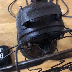 芝浦扇 C-2041のモーター軸ガタ取りの画像