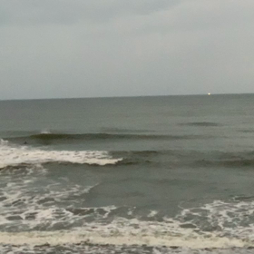 11月14日千葉北、東浪見の朝の波の画像