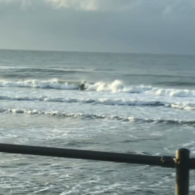 今日の夕方の波乗り自撮り動画の画像