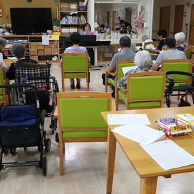 名曲を歌おう  ♪ピラティスの画像