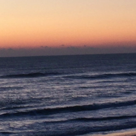 2月12日千葉北、東浪見の朝の波の画像