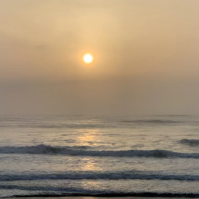 3月30日千葉北、東浪見の朝の波の画像