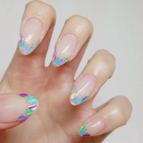 my nail♡リーフホログラムフレンチ動画できらきらの画像