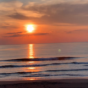 4月4日千葉北、東浪見の朝の波の画像