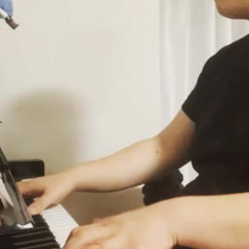 訳あってトルコ行進曲練習中の画像