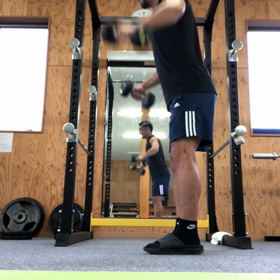 メロン肩の画像