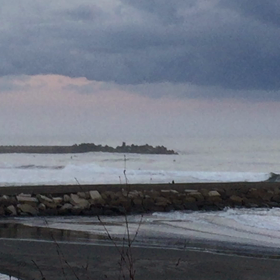 9月29日千葉北、東浪見の朝の波の画像
