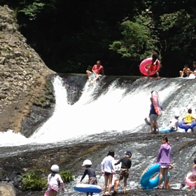 子どもおとなの画像