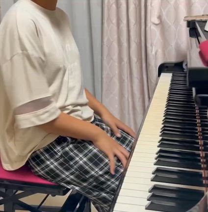 ピアノレッスンでは音を聴く事を大切にしています〜糸島市はしもとピアノ♪子どもとママの音色教室〜の記事動画