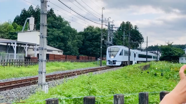 新型特急スペーシアX とイーラちゃんコラボ缶発売中！の記事動画