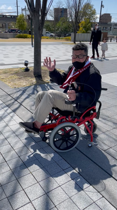 あきらめない人の車いすCOGYに乗ります。の記事動画