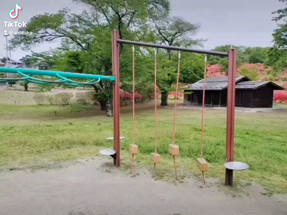 王子の日常　公園でお戯れ　其の弐の記事動画