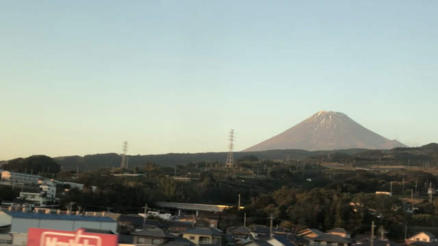 朝夕、富士山全景〜亡くなった両親を想うの記事動画