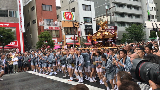 深川八幡祭り。の記事動画