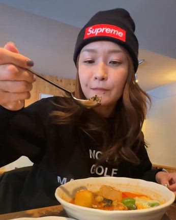 私的！札幌で一番美味しいシーフードカレーが食べられるお店の記事動画