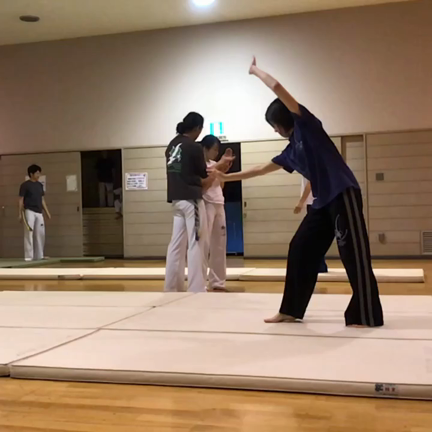 体操教室の記事動画