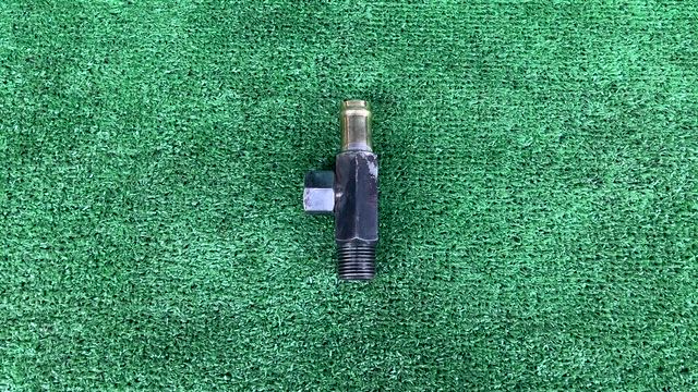 トヨタ：ランドクルーザー [FJ60V]｜ヒーターホース用分岐ジョイントの記事動画