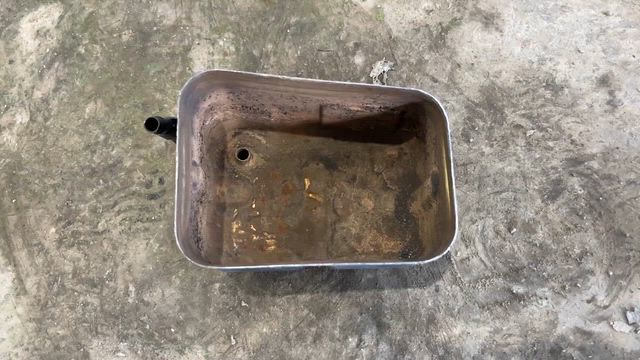 ダットサン：フェアレディ [SP310] 用サブタンクの記事動画