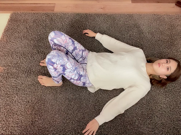 寝たままできる！快眠ヨガ3選の記事動画