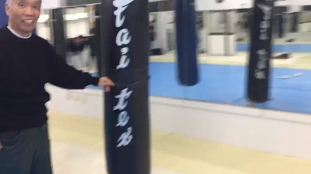 見せて、教えて、褒める。の記事動画