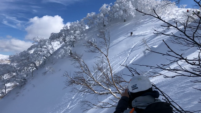 ARC'TERYX DEALER CAMPの記事動画