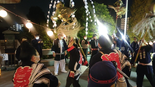 関のボロ市の記事動画