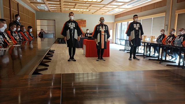 義理と人情とやせ我慢の記事動画