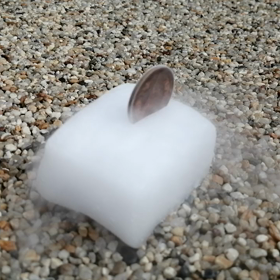 【面白実験室】  ドライアイスでダンスの画像