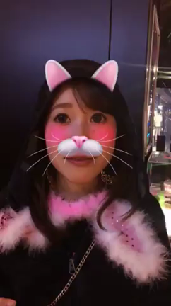 ふざけたおしている笑の記事動画