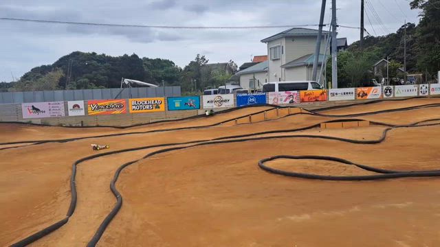 かしまRCサーキットに嫁との記事動画
