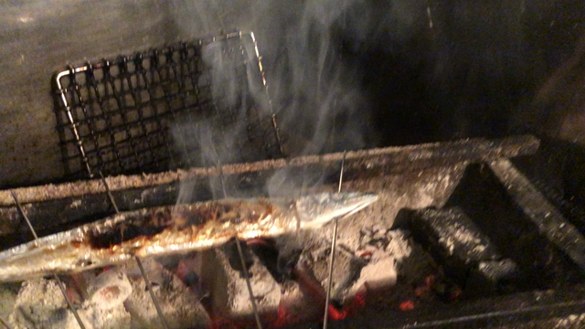 サンマ、炭火焼きしましょう‼️松茸入荷で土瓶蒸しだぁ‼️の記事動画