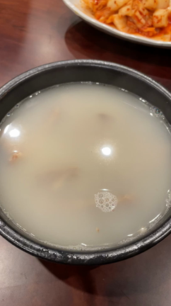 明洞おススメのご飯屋さんの記事動画