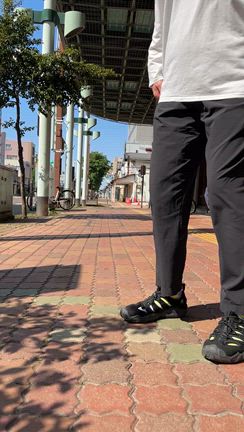 サイズ違いを穿き比べてみましたの記事動画