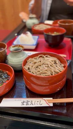出雲そばを初めて食べて分かった。「割子そば」はつゆのかけ方が面白いの記事動画
